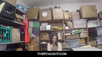 free fuck thiefcaught peyton robbie watch her stepmom sheena suck cock video