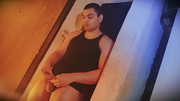 free muscular man hard to get hard against the wall sexy big cock hard to lift video